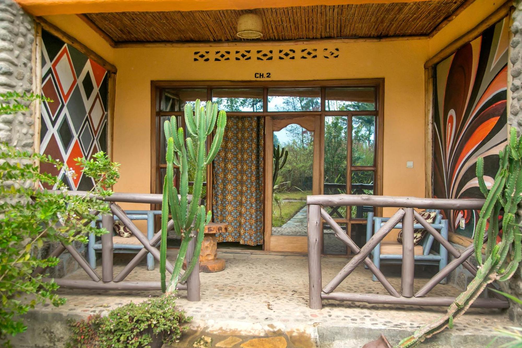 Karisimbi Cave Resort Ruhengeri Eksteriør billede