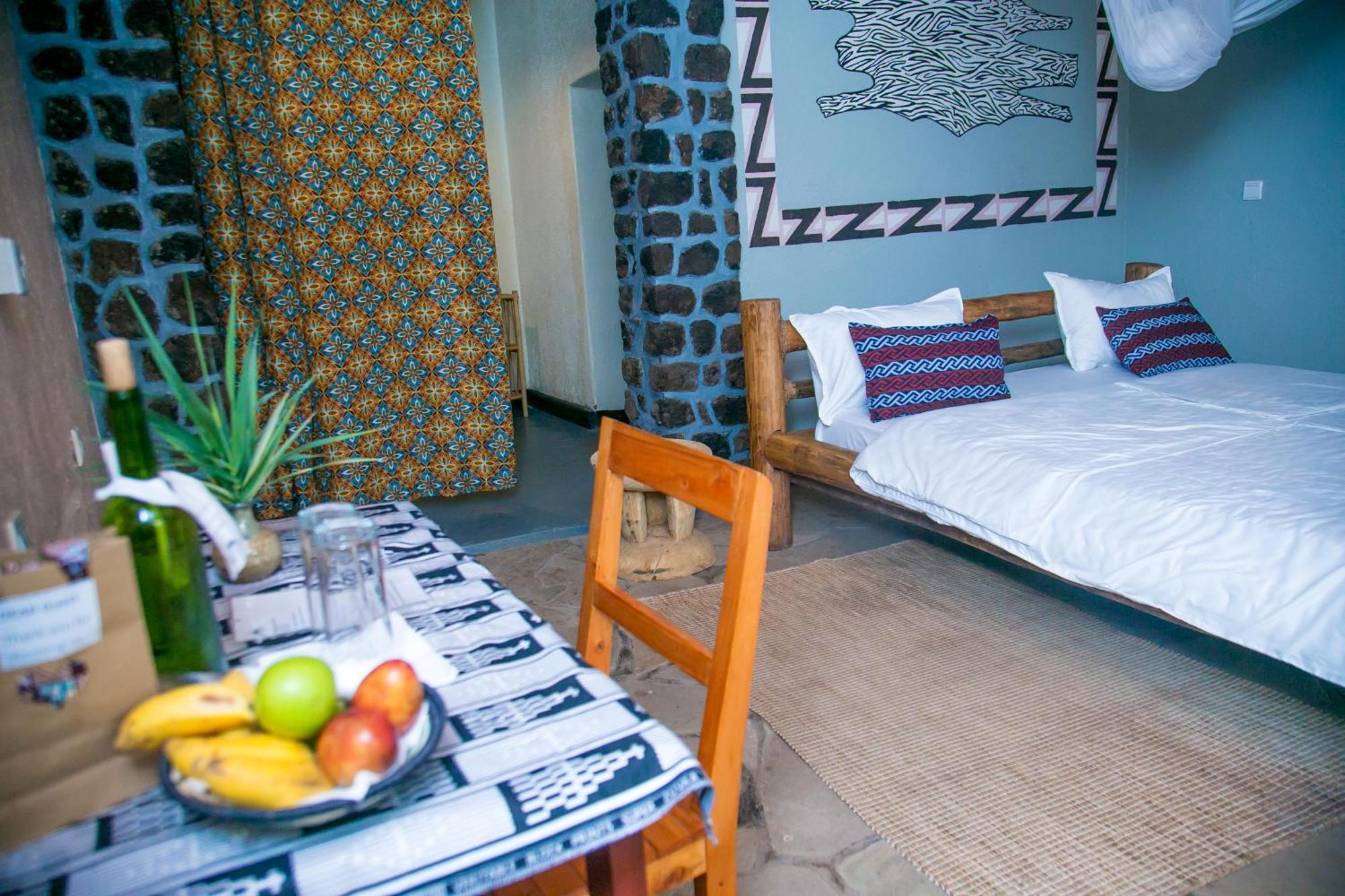 Karisimbi Cave Resort Ruhengeri Eksteriør billede