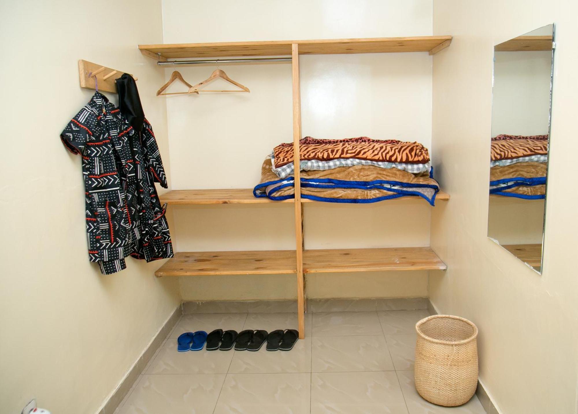 Karisimbi Cave Resort Ruhengeri Eksteriør billede