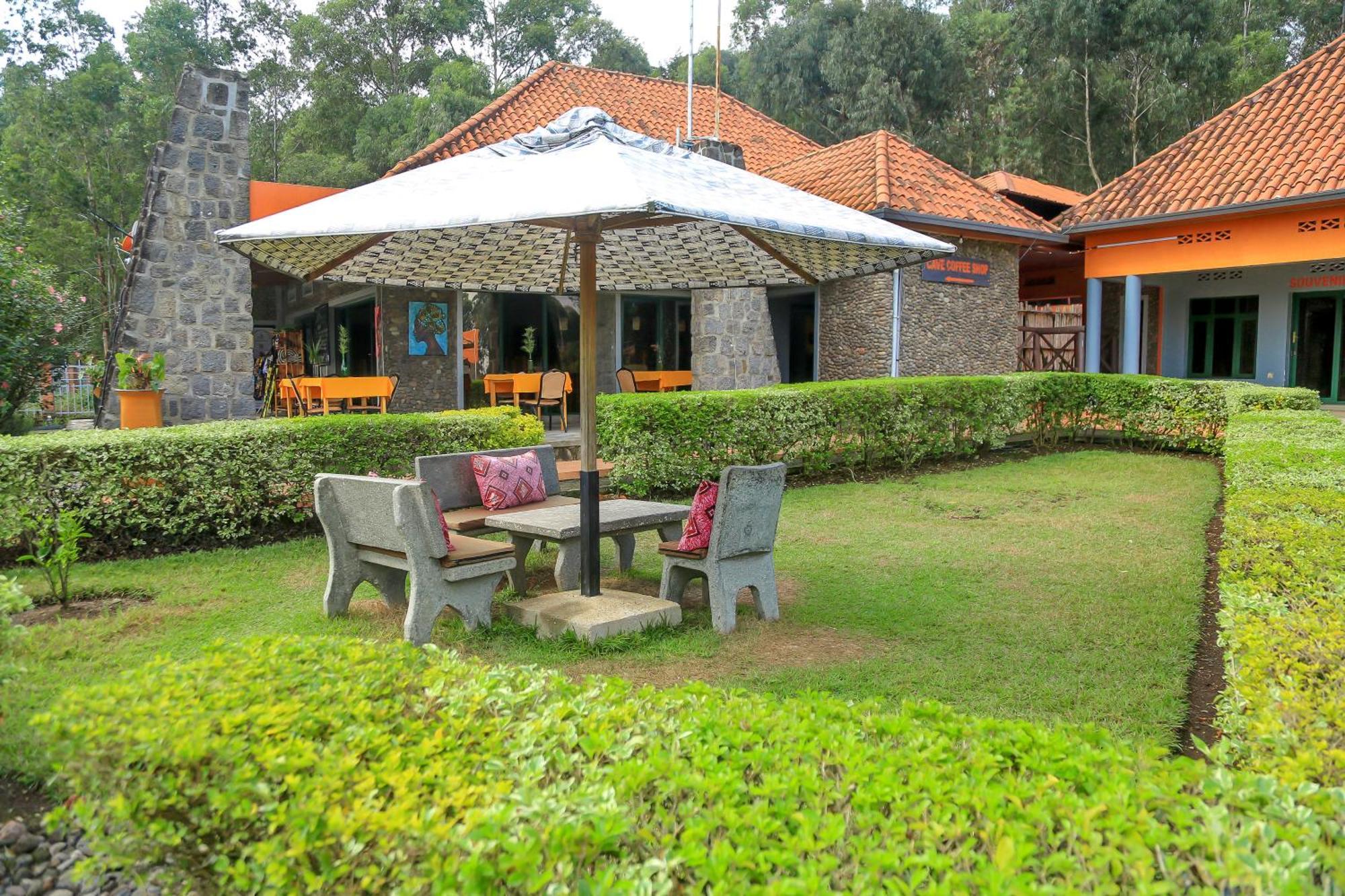 Karisimbi Cave Resort Ruhengeri Eksteriør billede
