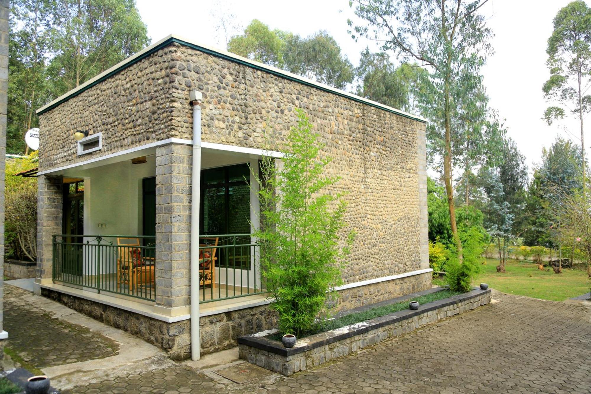 Karisimbi Cave Resort Ruhengeri Eksteriør billede