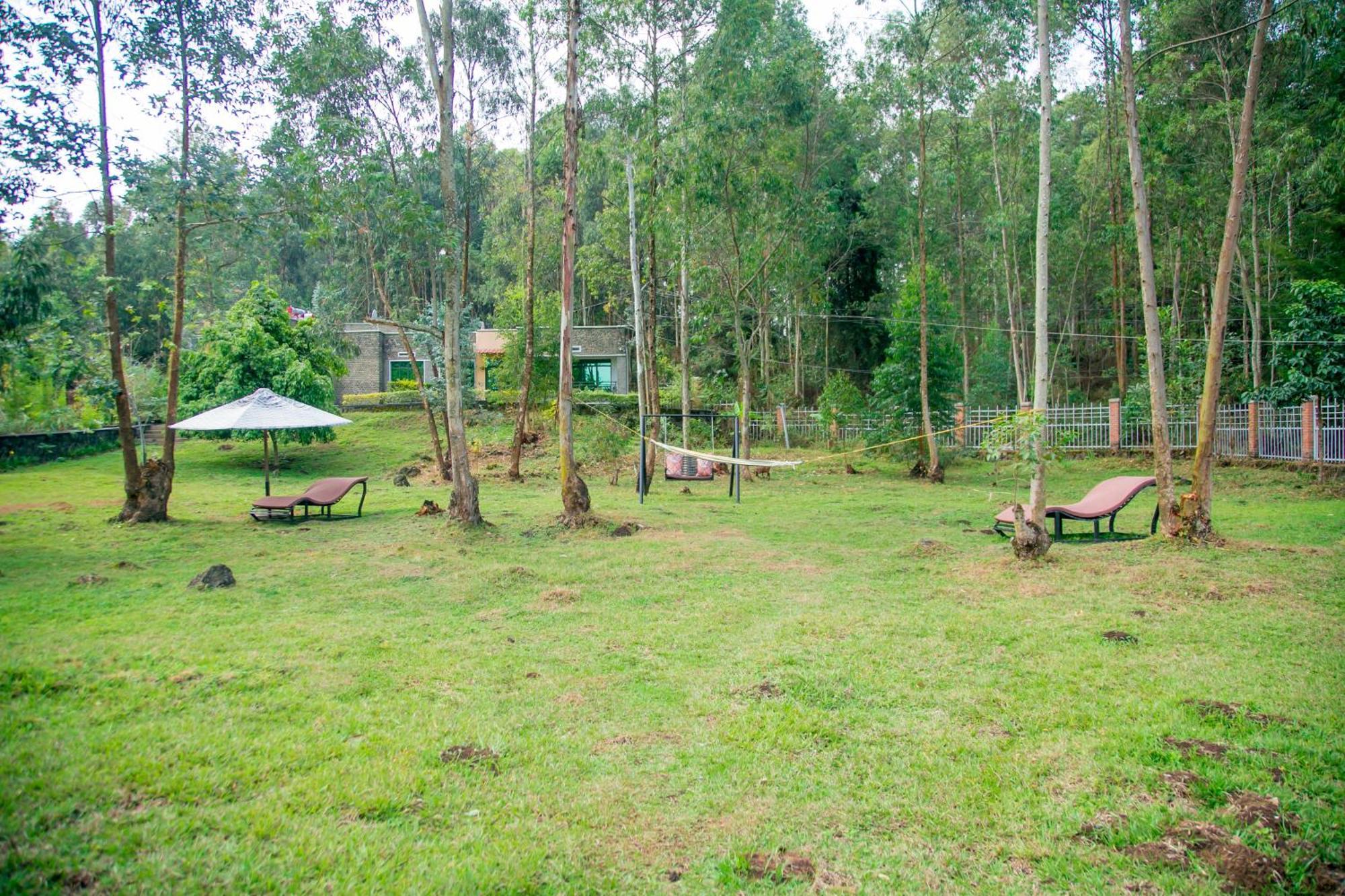 Karisimbi Cave Resort Ruhengeri Eksteriør billede